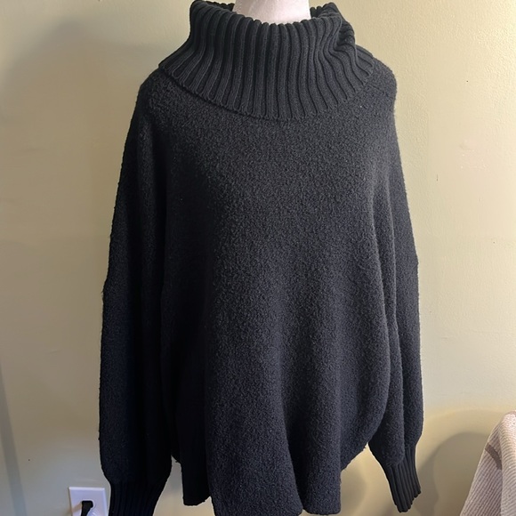 OFFLINE Aerie Chillside Turtleneck Sweater
 textured thumbhole knit cuffs - Picture 16 of 17